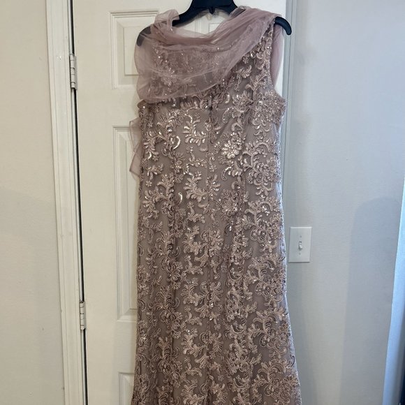 ALEX evening wear by Macy's - Picture 2 of 3